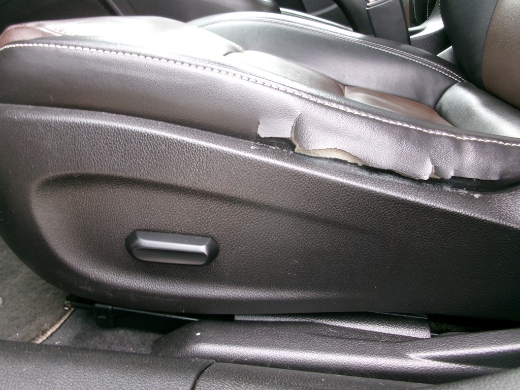Photo 16 of this CHEVROLET CRUZE