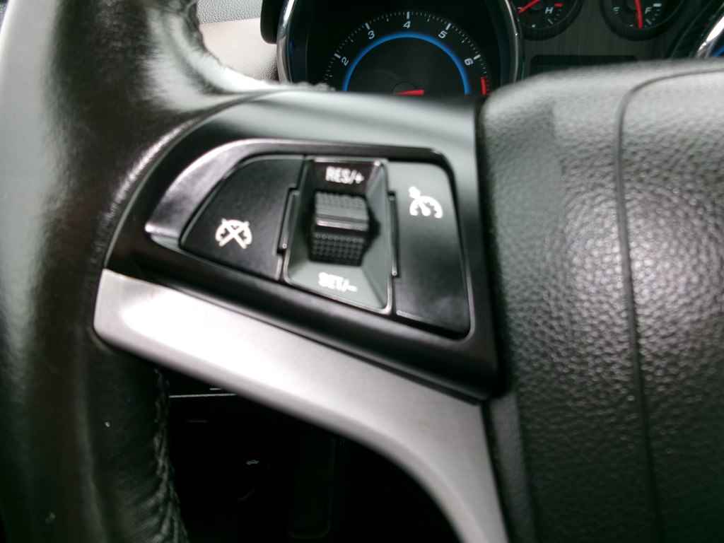 Photo 42 of this CHEVROLET CRUZE