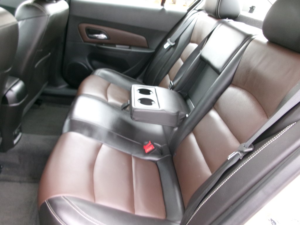Photo 23 of this CHEVROLET CRUZE