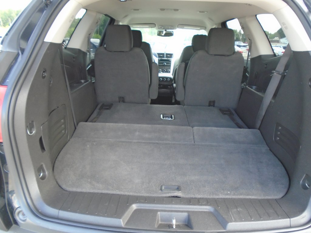 Photo 15 of this CHEVROLET TRAVERSE