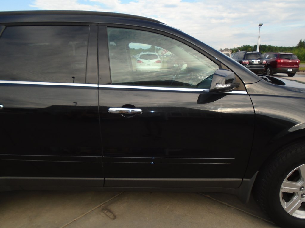 Photo 9 of this CHEVROLET TRAVERSE