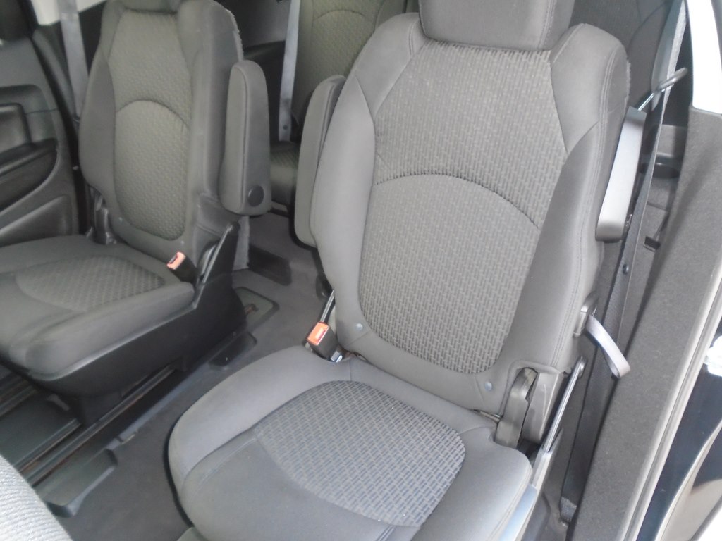 Photo 27 of this CHEVROLET TRAVERSE