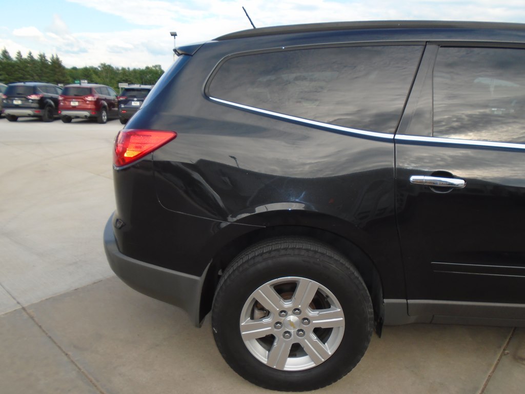 Photo 11 of this CHEVROLET TRAVERSE