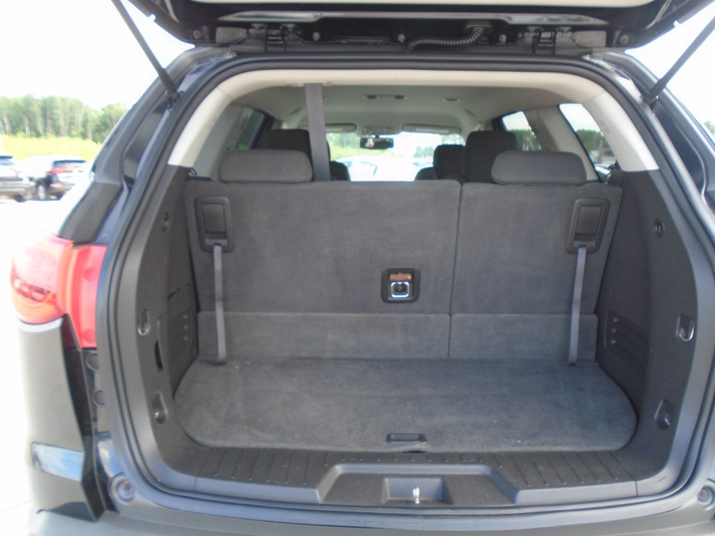 Photo 14 of this CHEVROLET TRAVERSE