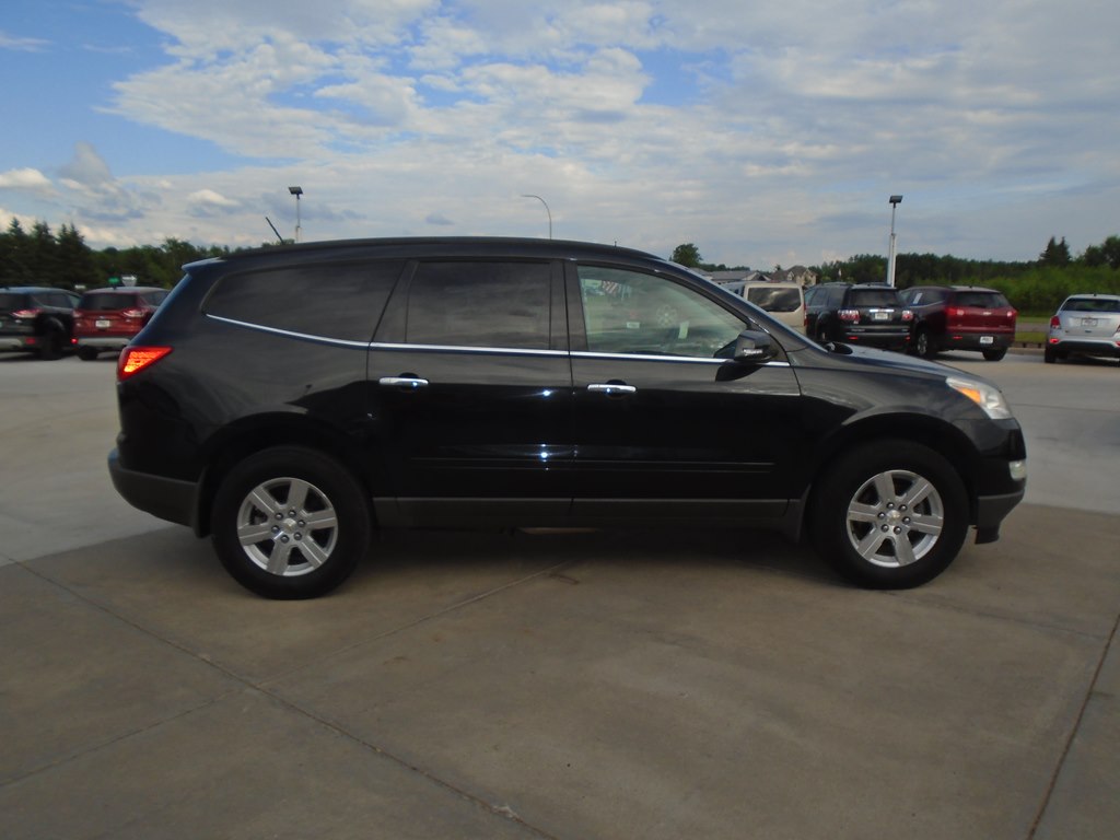 Photo 7 of this CHEVROLET TRAVERSE