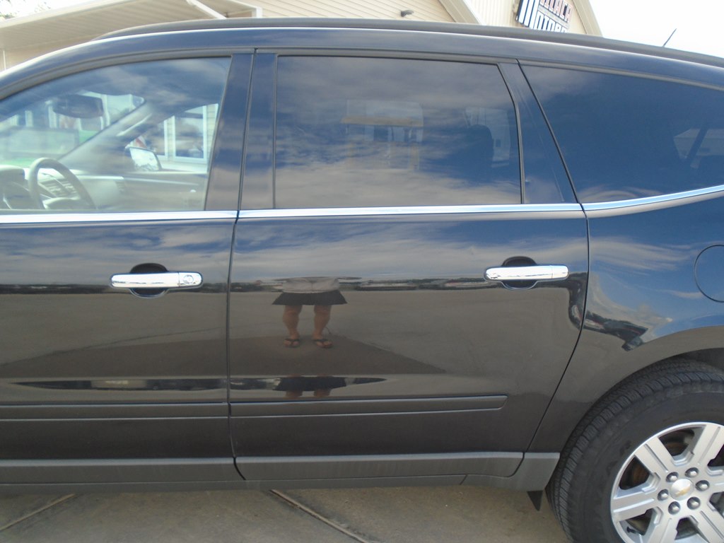 Photo 4 of this CHEVROLET TRAVERSE