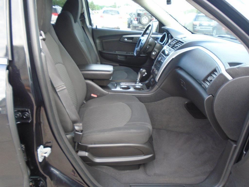 Photo 33 of this CHEVROLET TRAVERSE
