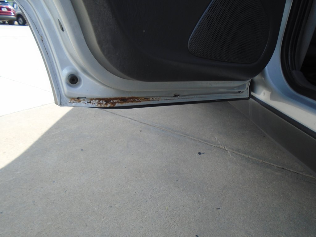 Photo 33 of this FORD ESCAPE