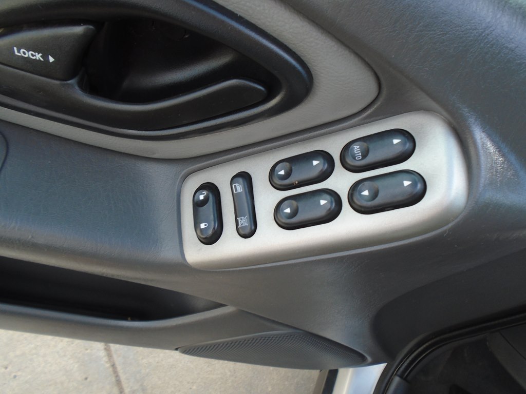 Photo 21 of this FORD ESCAPE