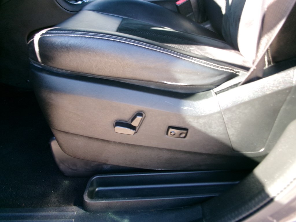 Photo 15 of this DODGE GRAND CARAVAN