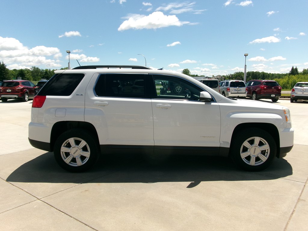 Photo 5 of this GMC TERRAIN
