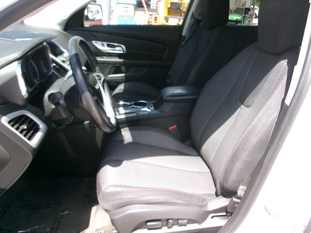 Photo 16 of this GMC TERRAIN