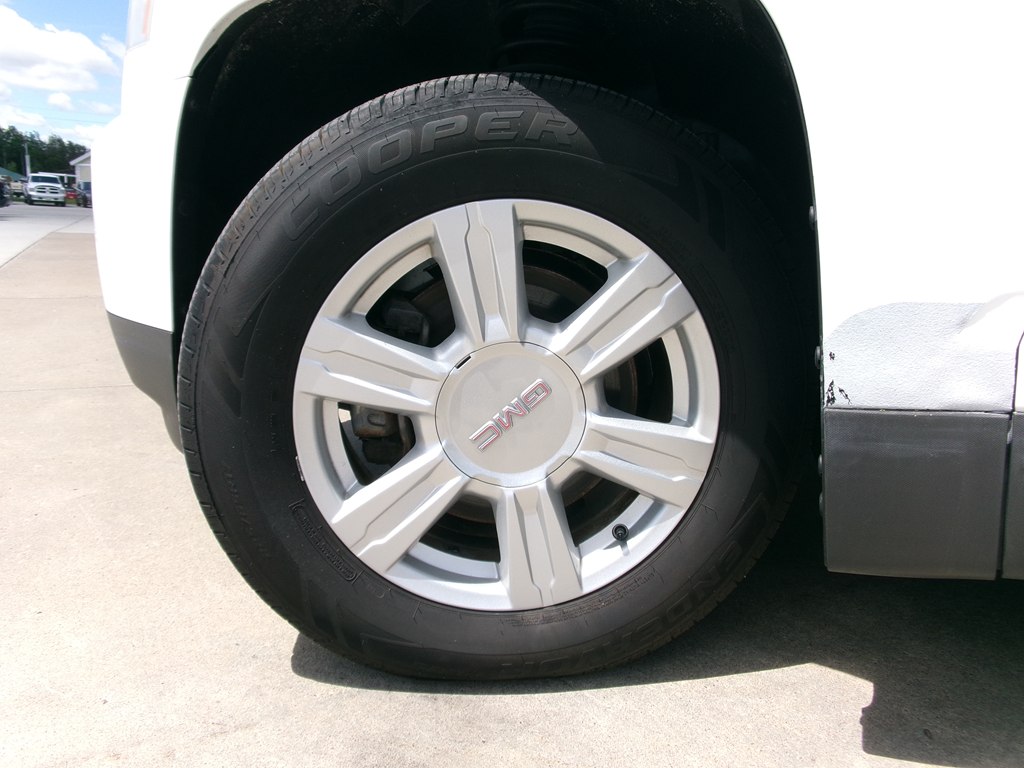 Photo 57 of this GMC TERRAIN