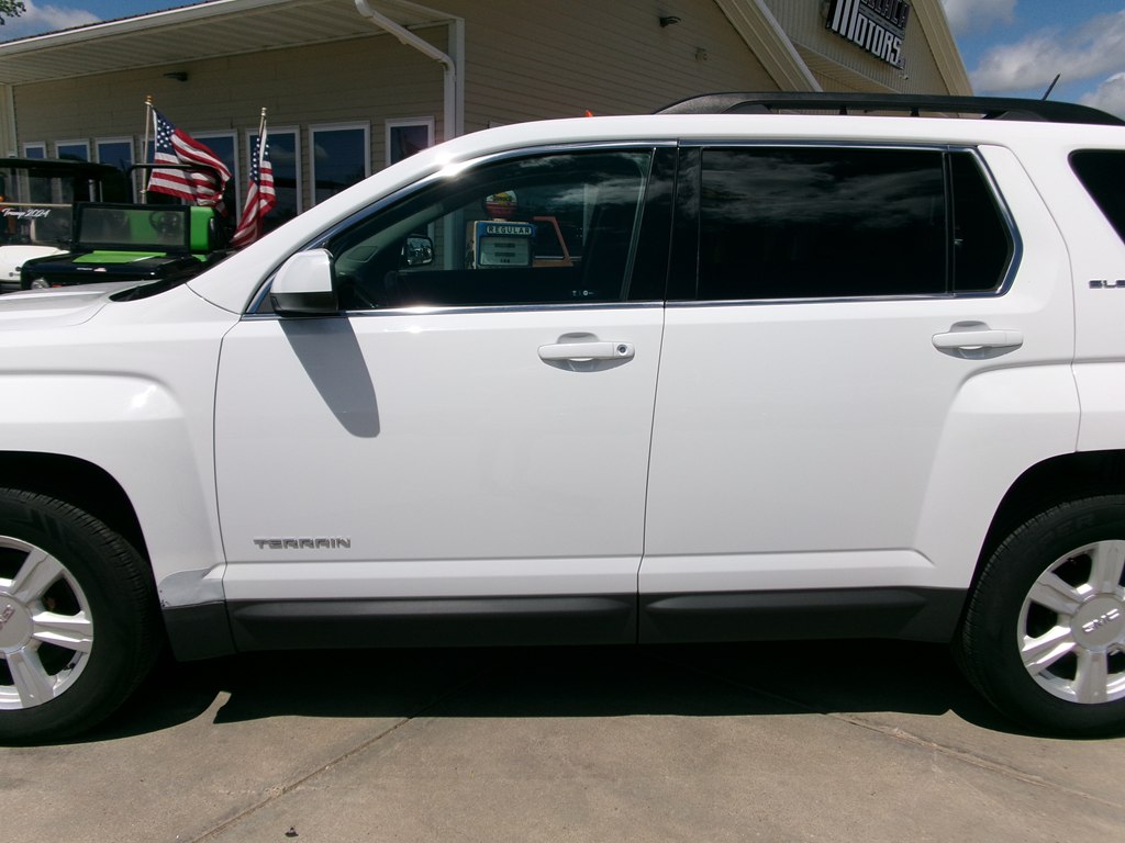 Photo 3 of this GMC TERRAIN