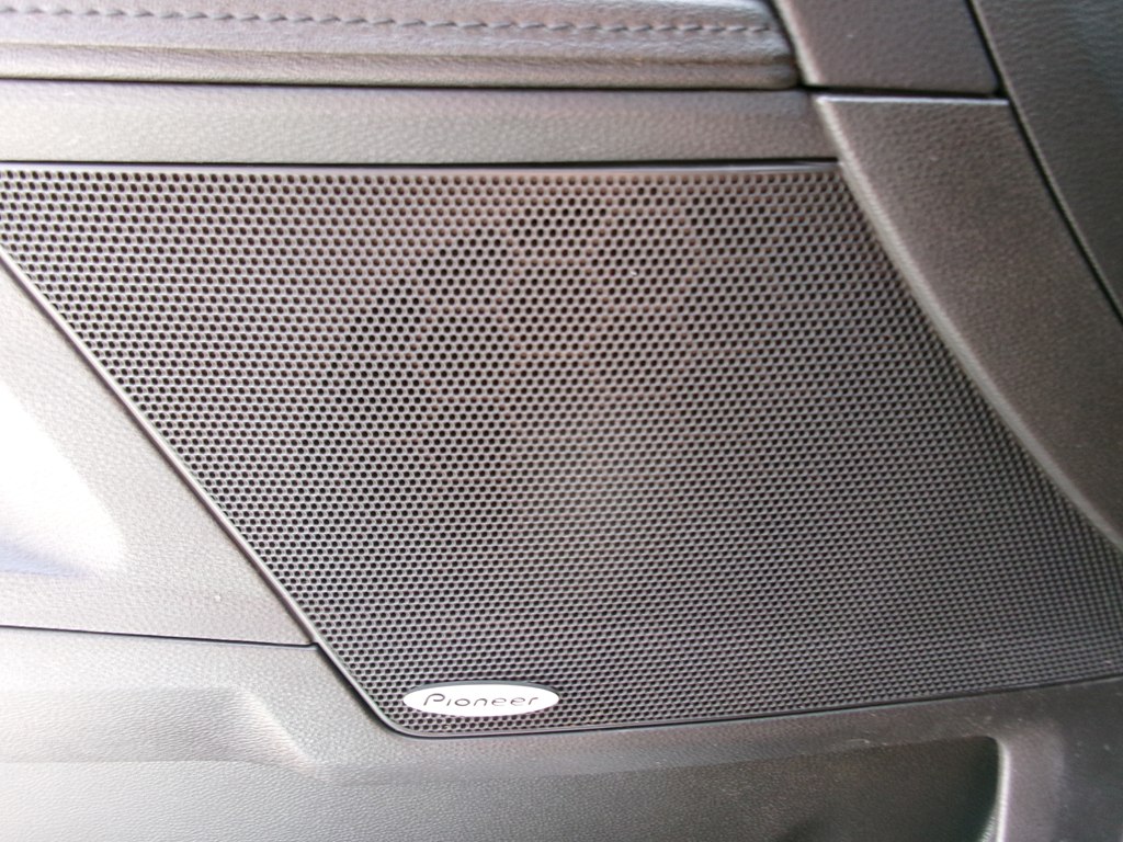 Photo 45 of this GMC TERRAIN