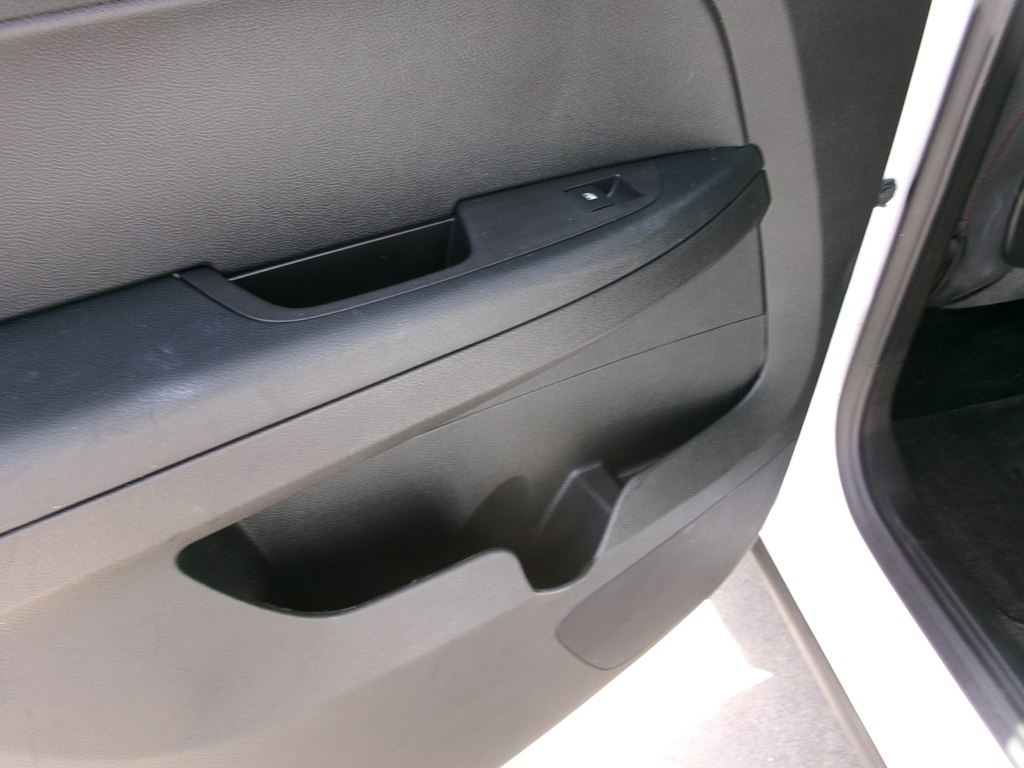 Photo 28 of this GMC TERRAIN