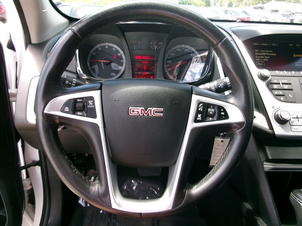 Photo 46 of this GMC TERRAIN