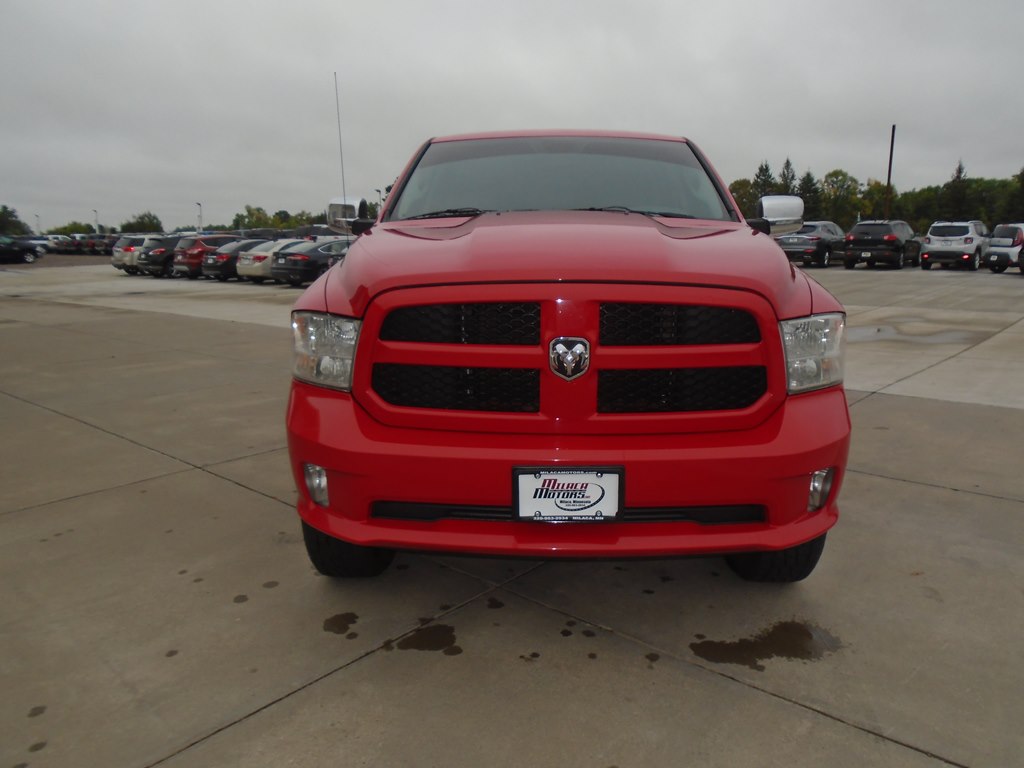 Photo 6 of this RAM 1500