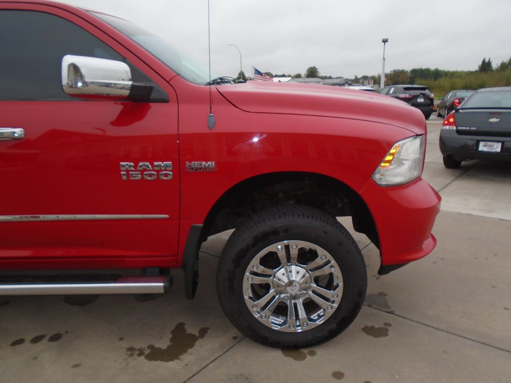 Photo 8 of this RAM 1500