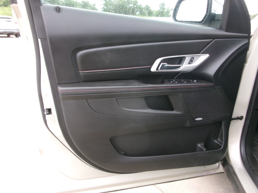 Photo 15 of this GMC TERRAIN
