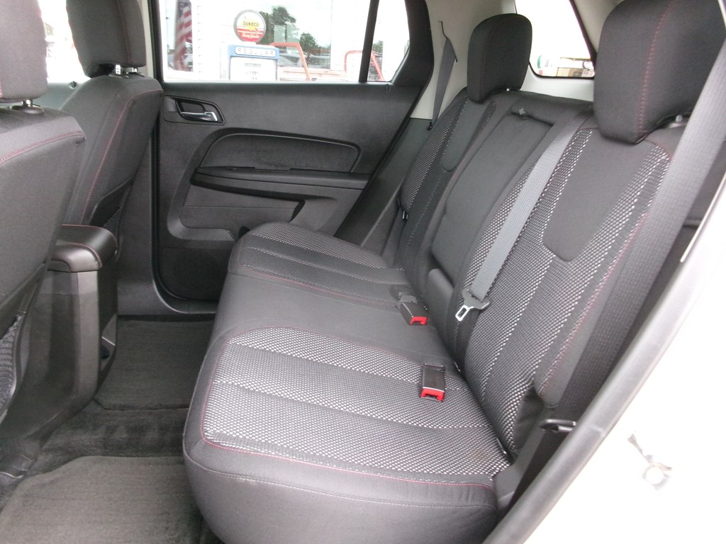 Photo 22 of this GMC TERRAIN