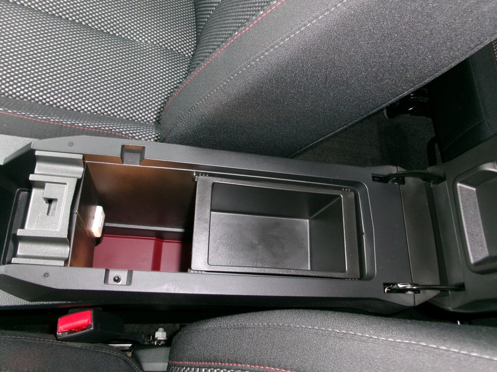 Photo 54 of this GMC TERRAIN