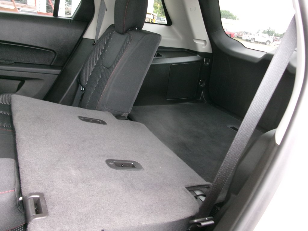 Photo 24 of this GMC TERRAIN