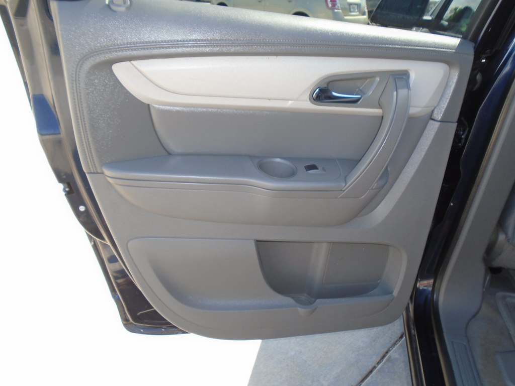Photo 26 of this CHEVROLET TRAVERSE