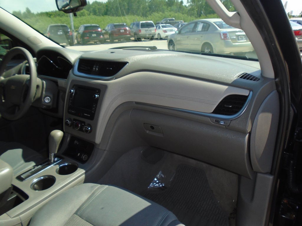 Photo 34 of this CHEVROLET TRAVERSE