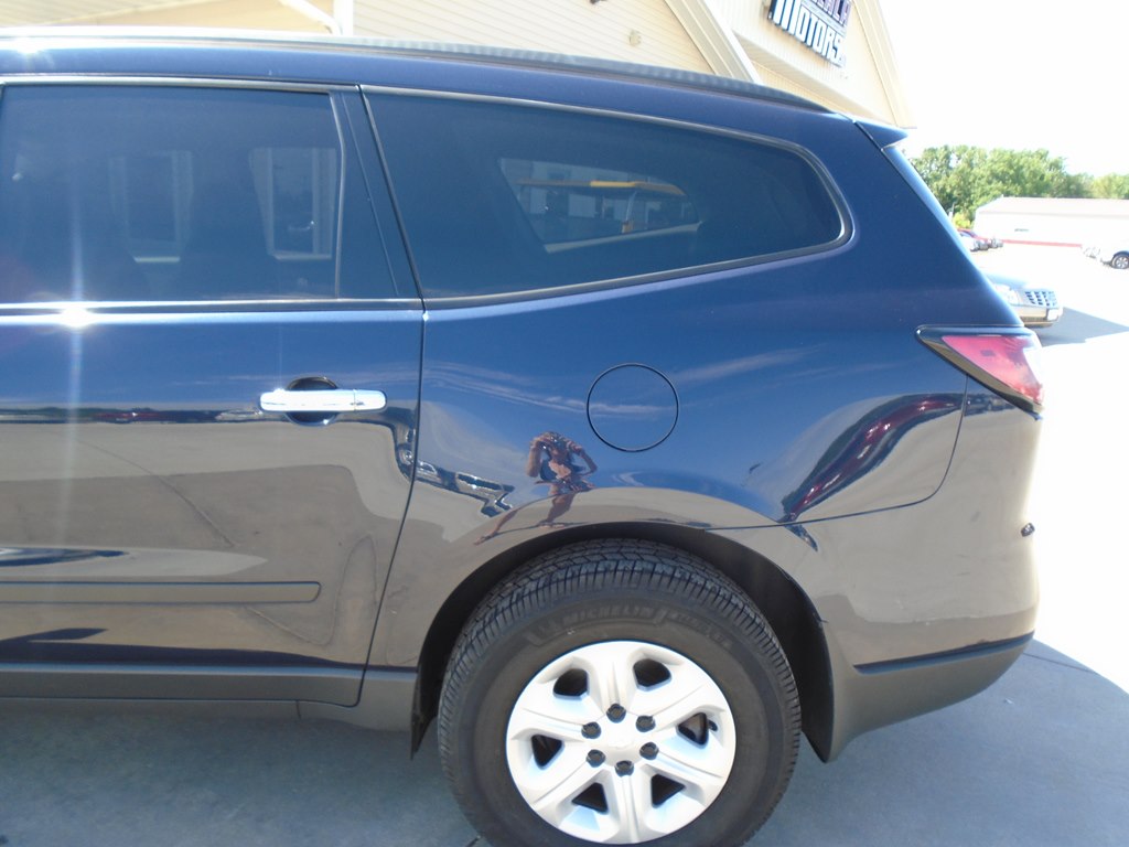 Photo 5 of this CHEVROLET TRAVERSE
