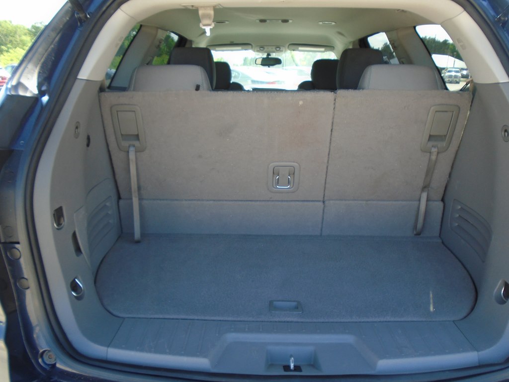 Photo 14 of this CHEVROLET TRAVERSE