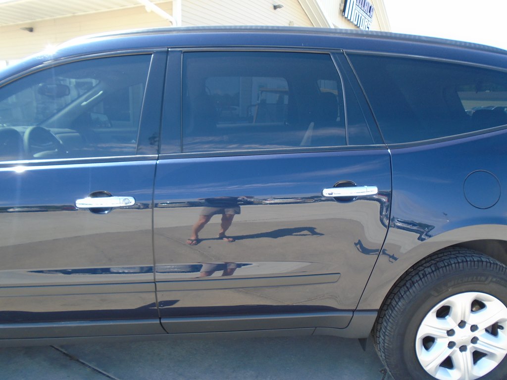 Photo 4 of this CHEVROLET TRAVERSE