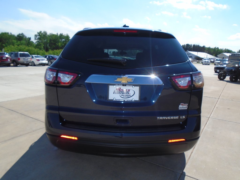 Photo 12 of this CHEVROLET TRAVERSE