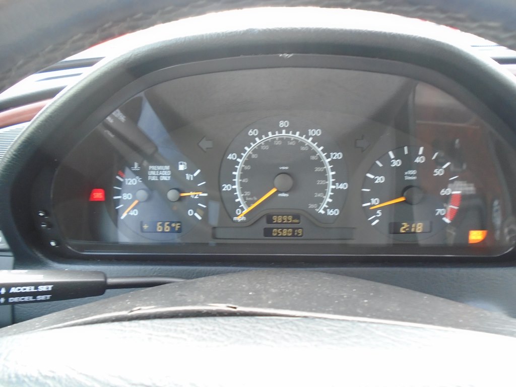 Photo 48 of this MERCEDES-BENZ C-CLASS