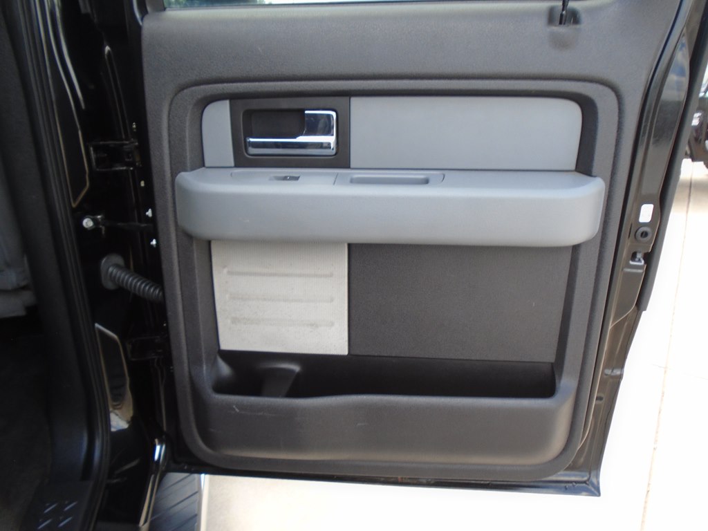 Photo 41 of this FORD F150