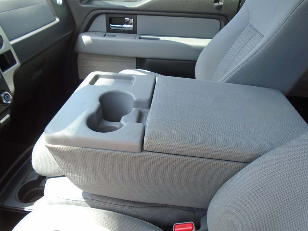 Photo 59 of this FORD F150