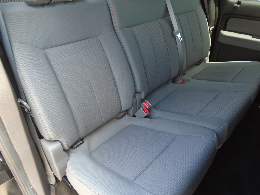 Photo 42 of this FORD F150