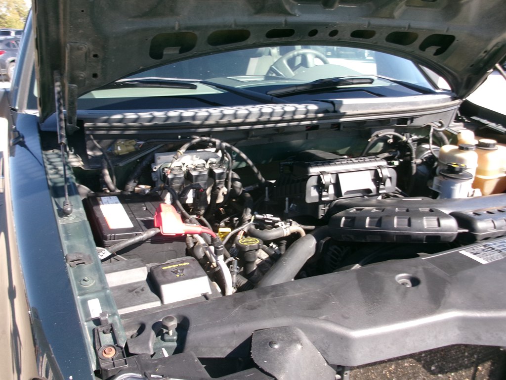 Photo 57 of this FORD F150 XLT