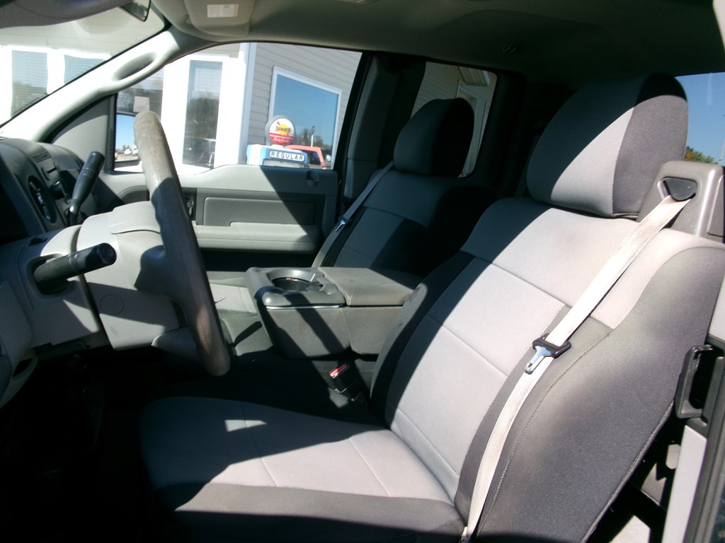 Photo 13 of this FORD F150 XLT