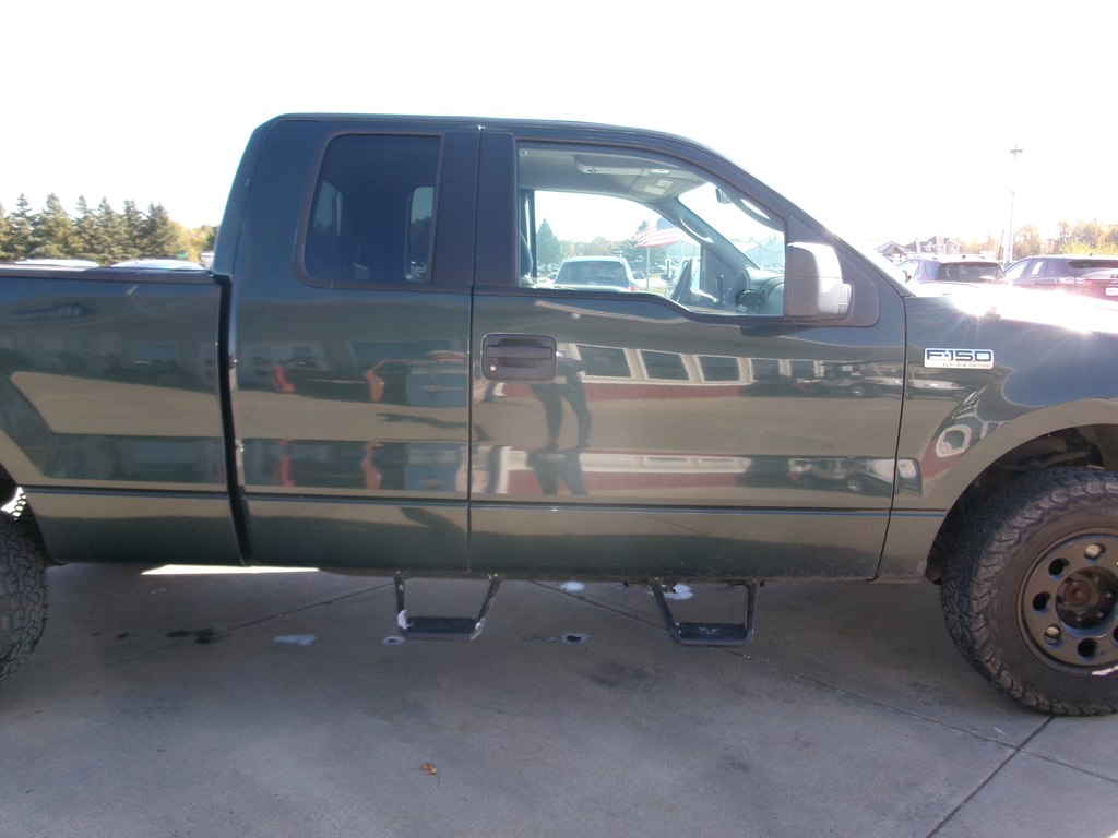 Photo 7 of this FORD F150 XLT