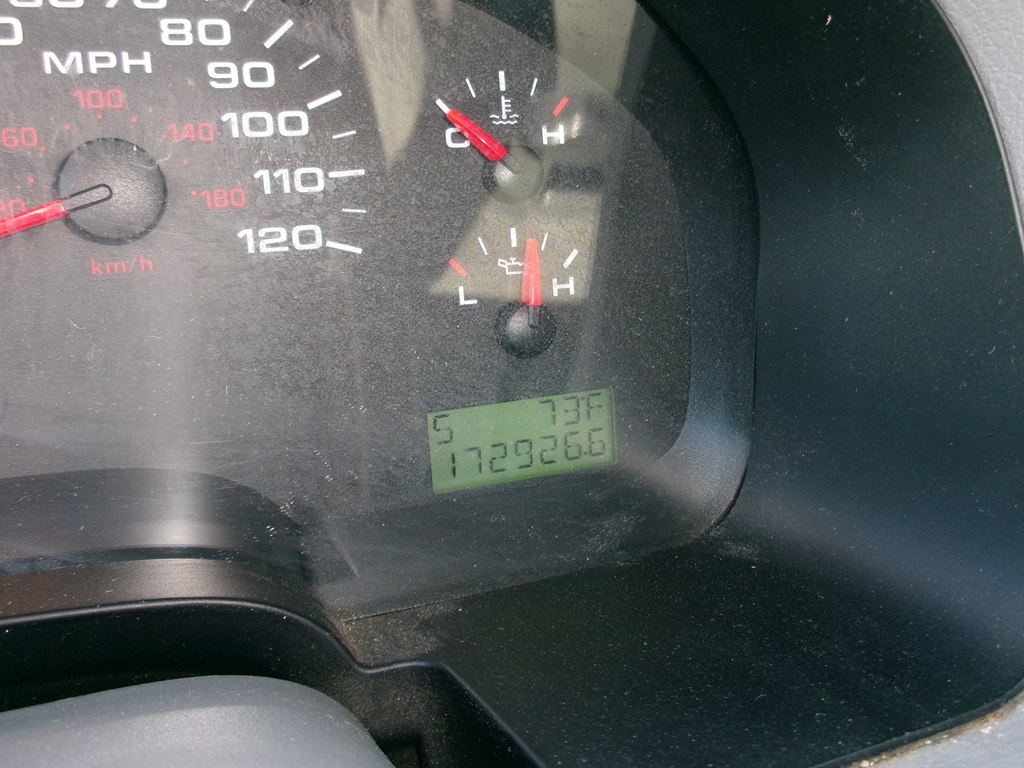 Photo 42 of this FORD F150 XLT