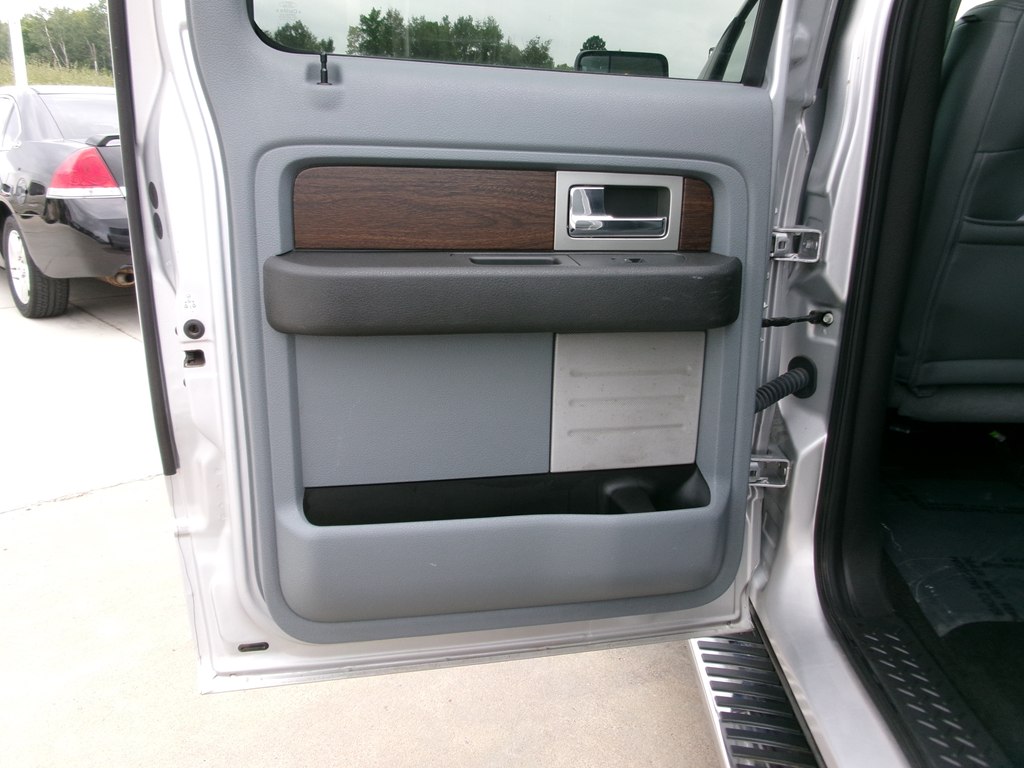 Photo 24 of this FORD F150