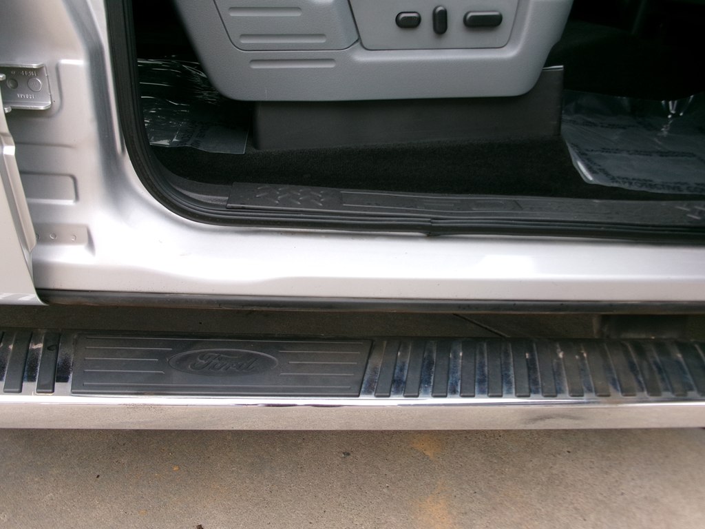 Photo 35 of this FORD F150