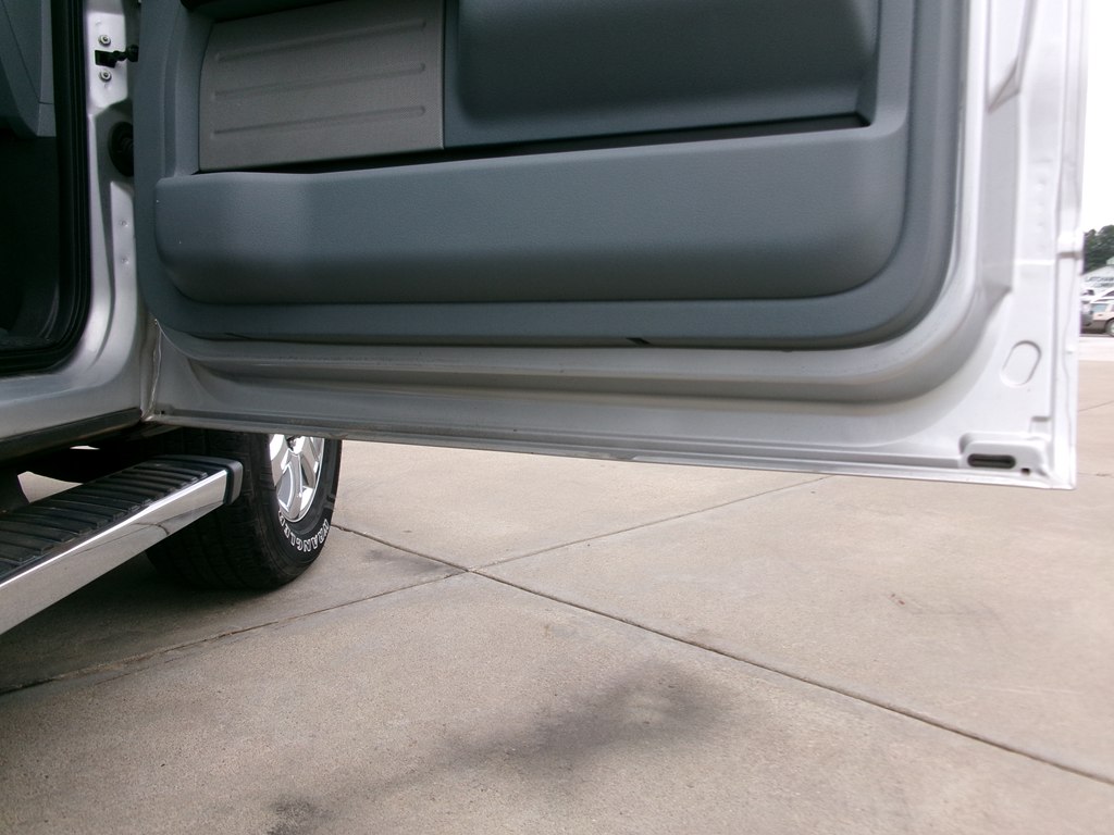 Photo 36 of this FORD F150