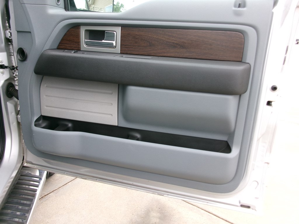 Photo 33 of this FORD F150