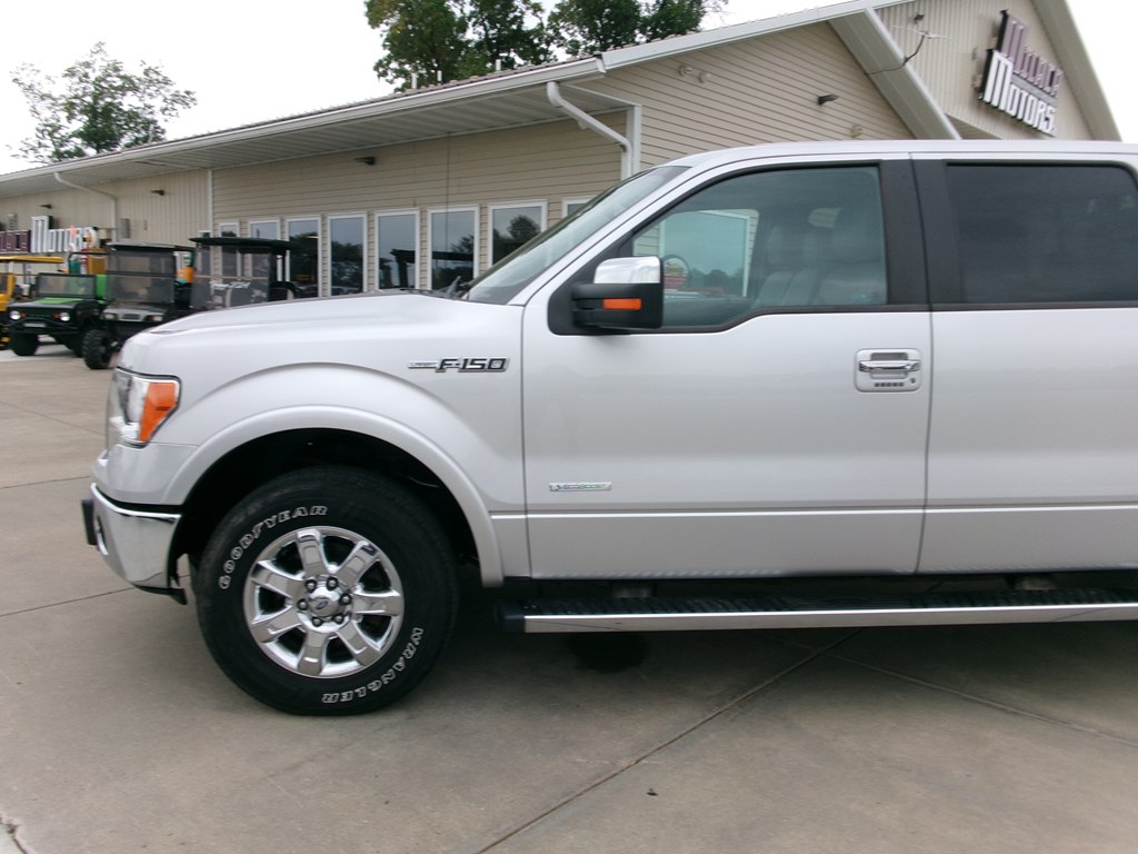 Photo 2 of this FORD F150