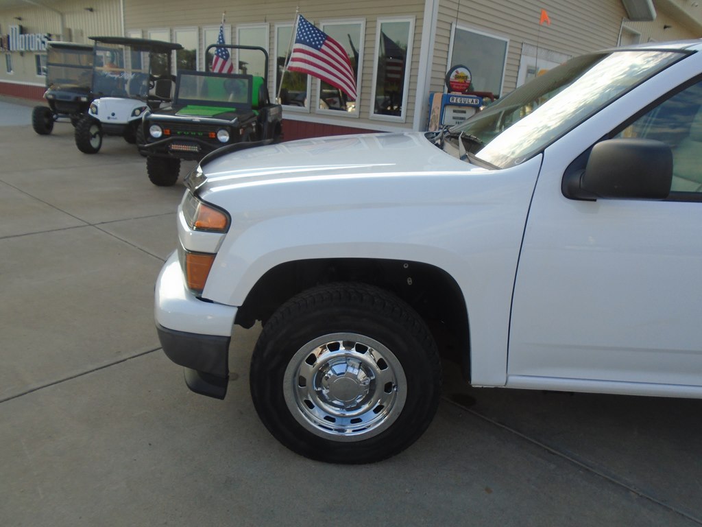 Photo 2 of this CHEVROLET COLORADO