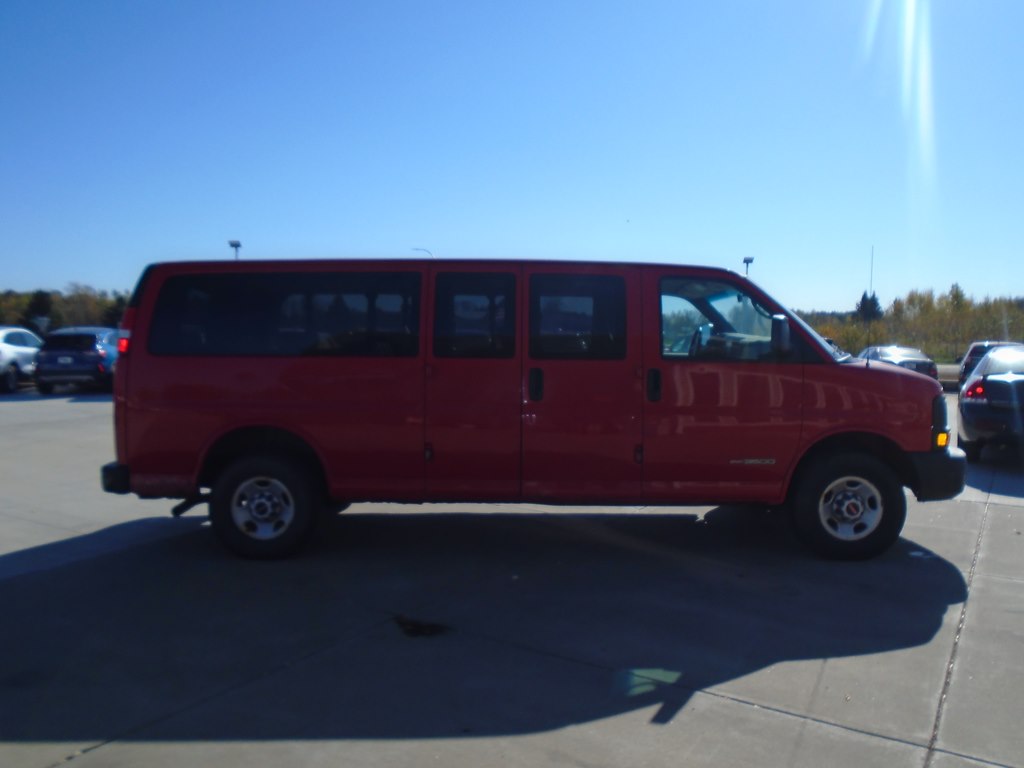 Photo 5 of this GMC SAVANA
