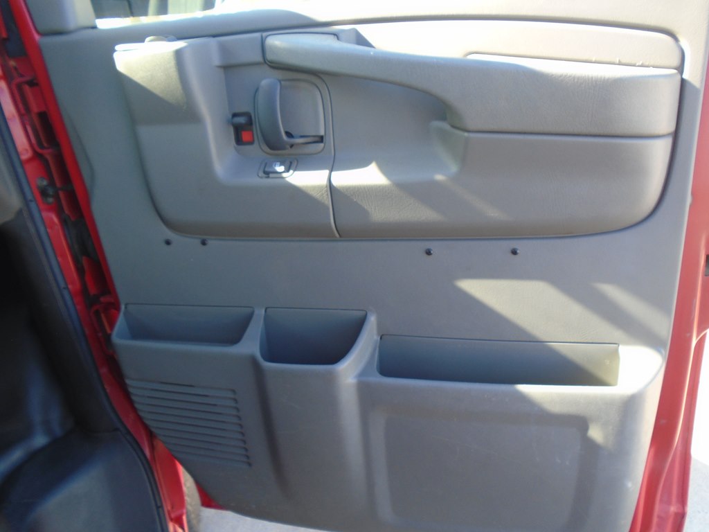 Photo 22 of this GMC SAVANA
