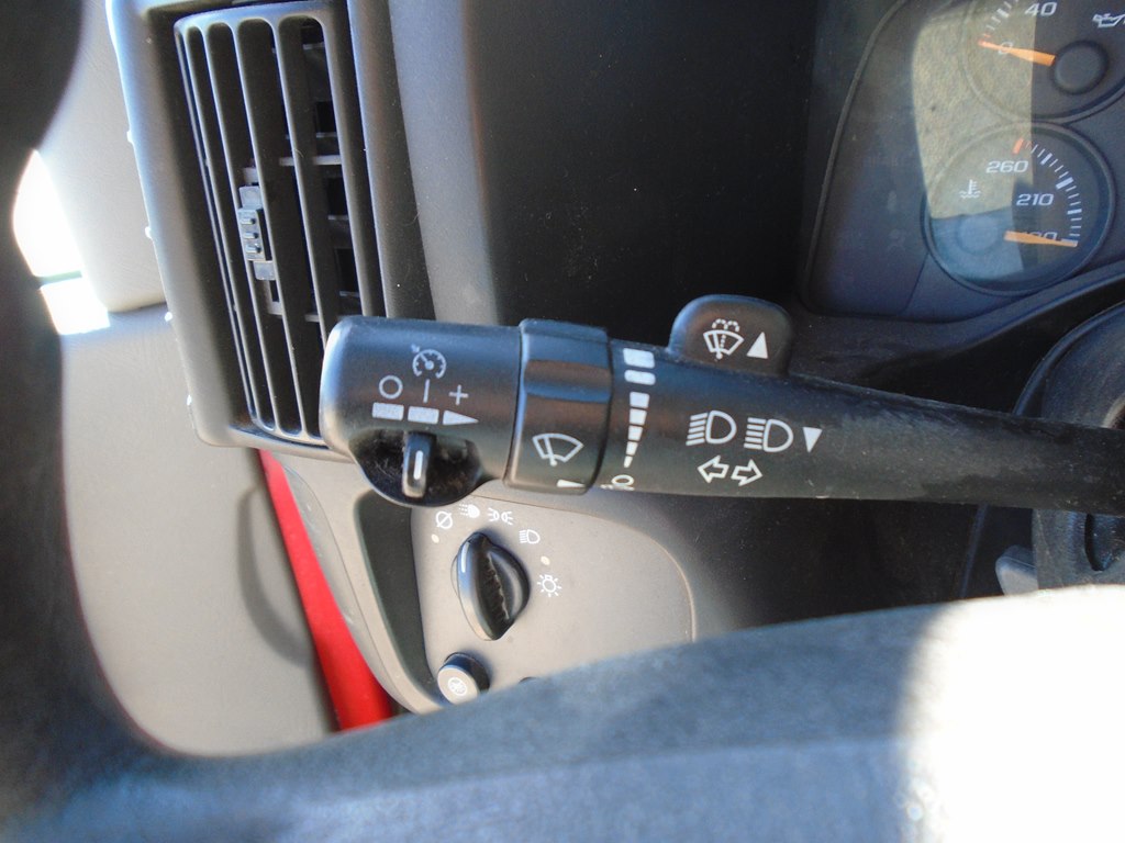 Photo 38 of this GMC SAVANA